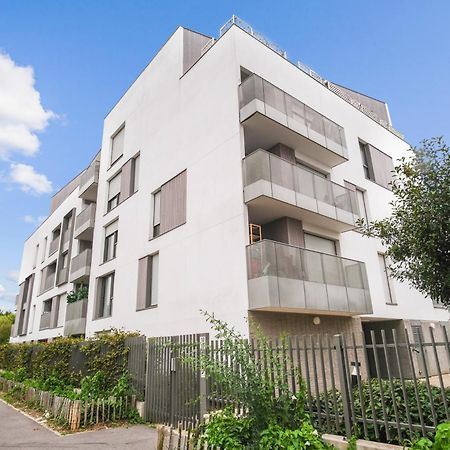 דירות ביוסי-סיינט-ג'ורג' Chic Apart Disneyland With Terrace מראה חיצוני תמונה