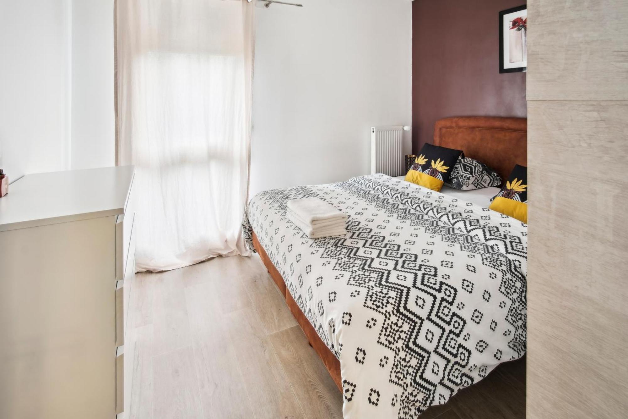 דירות ביוסי-סיינט-ג'ורג' Chic Apart Disneyland With Terrace מראה חיצוני תמונה