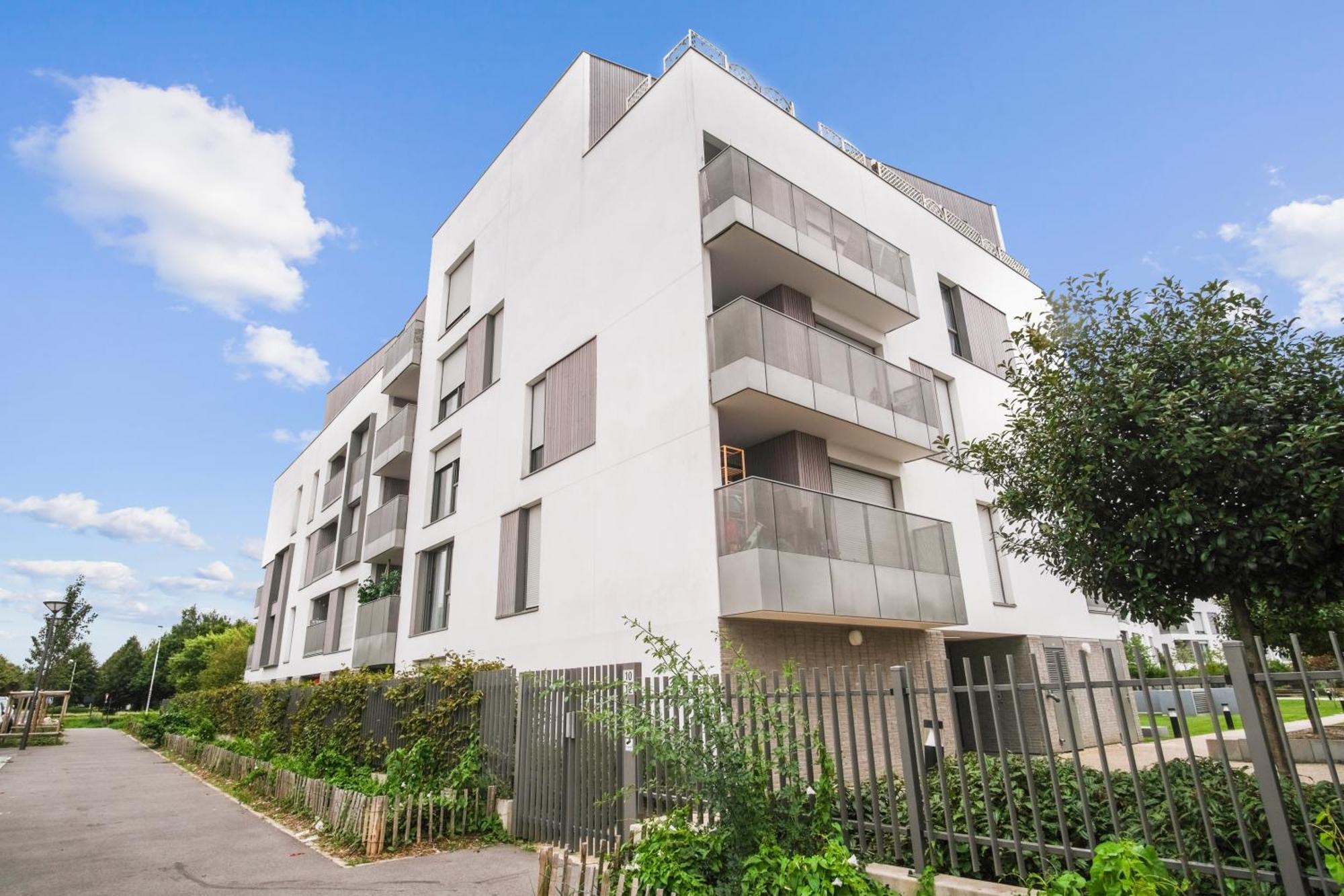 דירות ביוסי-סיינט-ג'ורג' Chic Apart Disneyland With Terrace מראה חיצוני תמונה