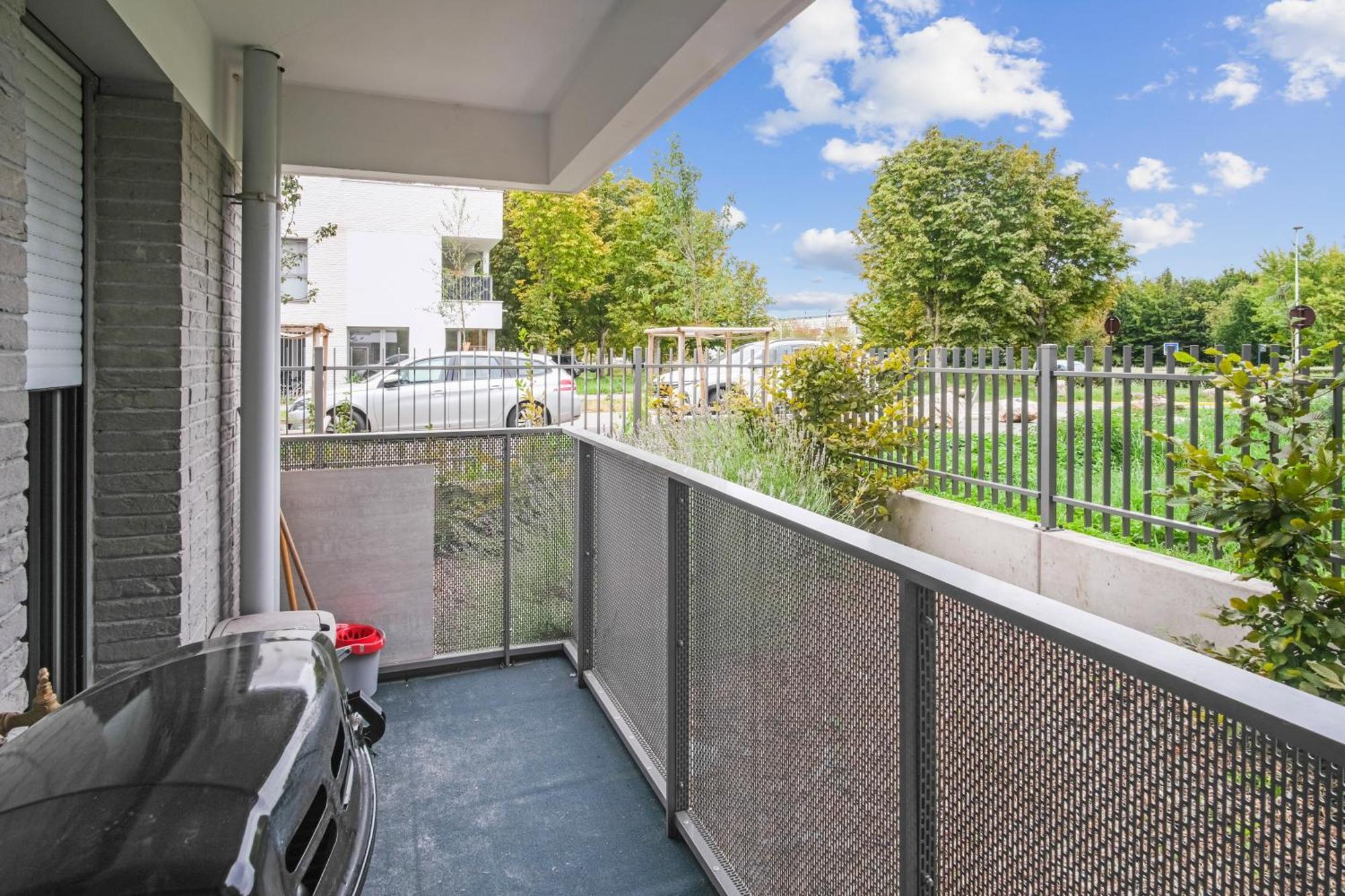 דירות ביוסי-סיינט-ג'ורג' Chic Apart Disneyland With Terrace מראה חיצוני תמונה